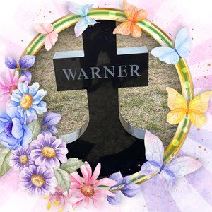 Meet your Posher, Laurie